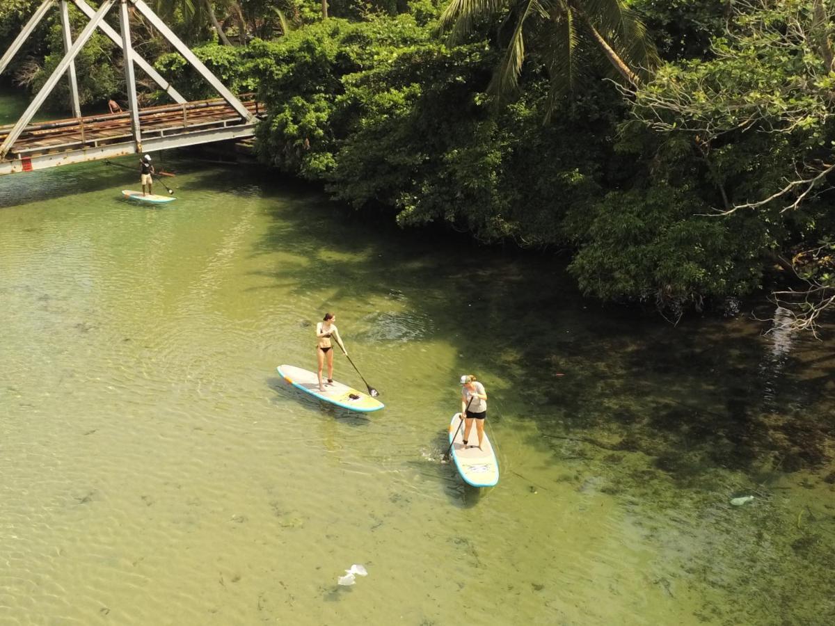 לינה וארוחת בוקר Dodanduwa Circus Lagoon Hideaway מראה חיצוני תמונה